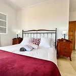 Puntallana Villa *
